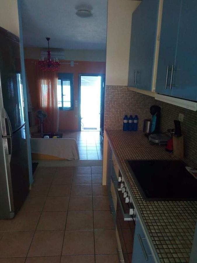 Whole Apartment In Loutsa With Amazing View ภายนอก รูปภาพ